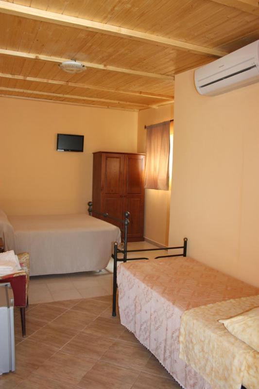 Agriturismo Ghiritina ฟรานกาวิลลา ดิ ซิชิเลีย ภายนอก รูปภาพ