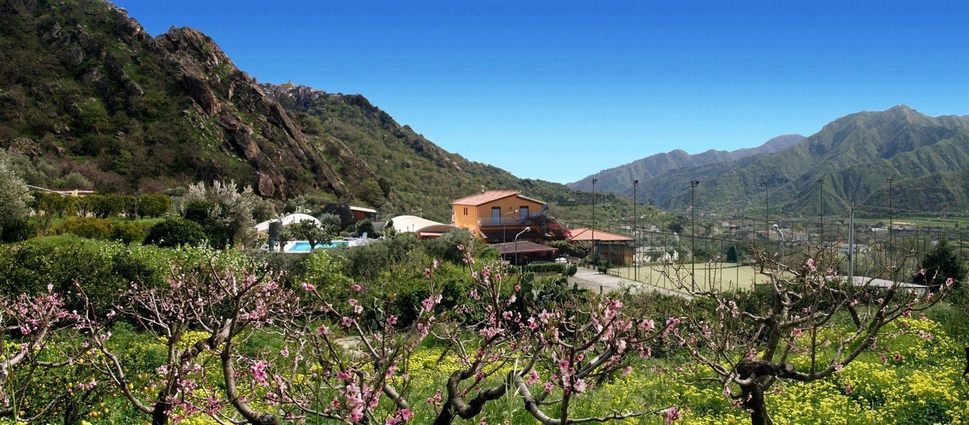 Agriturismo Ghiritina ฟรานกาวิลลา ดิ ซิชิเลีย ภายนอก รูปภาพ